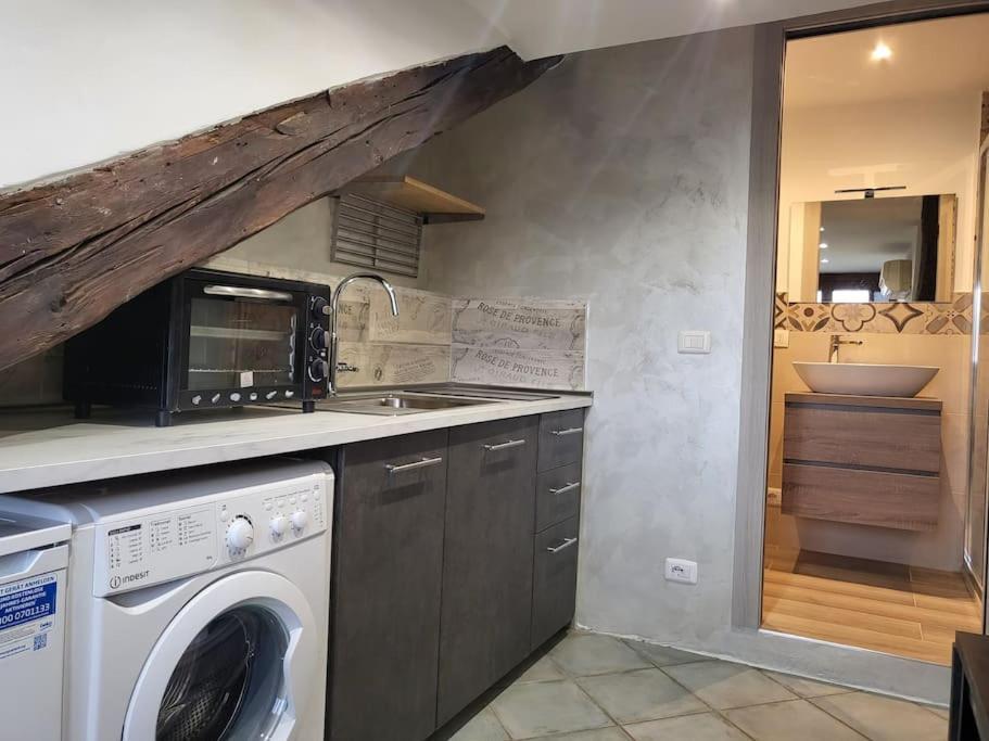 Apartament Mansarda Di Charme Con Vista Turyn Zewnętrze zdjęcie